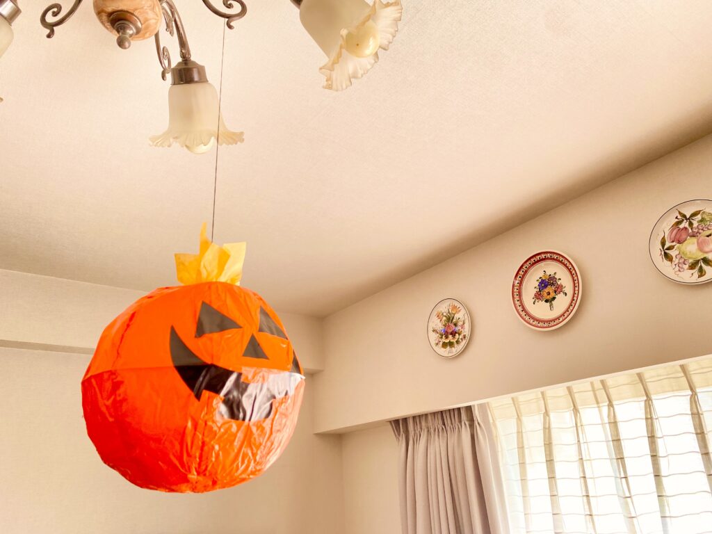 教室のハロウィン飾り